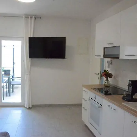 In - Istrien 50069 Apartment Funtana